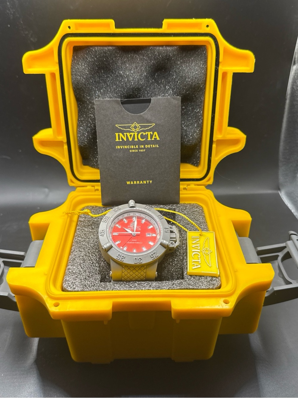 Invicta SUBAQUA NOMA III Men's Watch Reference Number 1587 Swiss Made 223/999